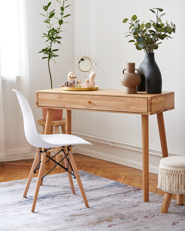 Nowoczesna toaletka: klucz do stylowej i funkcjonalnej sypialni