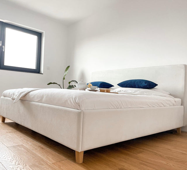 Łóżko z tapicerowaną ramą z pojemnikiem na pościel More 7