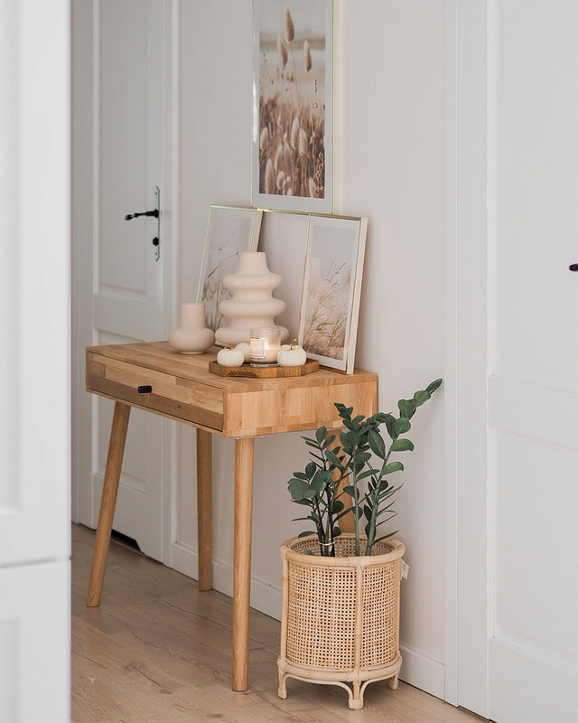 Toaletka dębowa drewniana Lili z pojemną szufladą na kosmetyki i przybory biurkowe do pracy 7