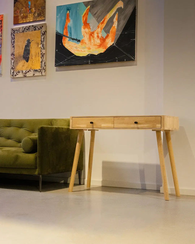 Toaletka dębowa drewniana Lili z dwoma pojemnymi szufladami na kosmetyki i przybory biurkowe do pracy 1