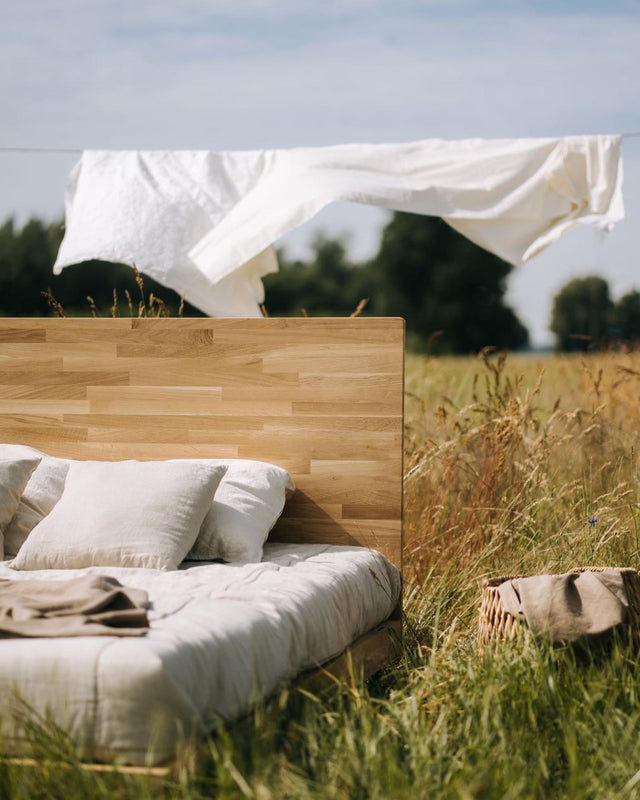 Łóżko drewniane z litego dębu sypialnia w naturalnym klimacie 2