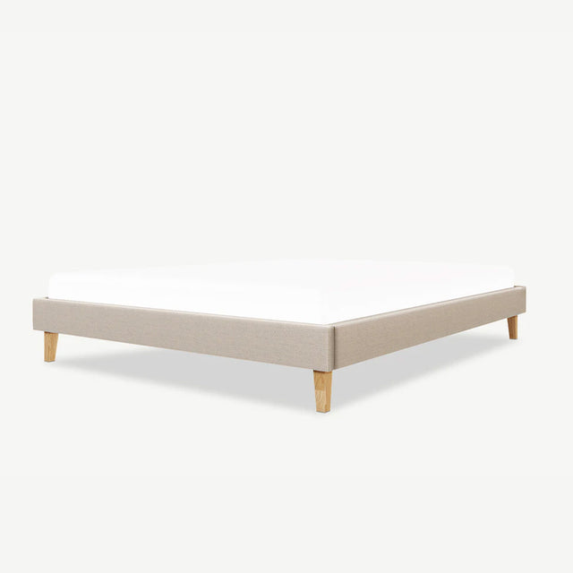 tapicerowane łóżko na wymiar flat mobile