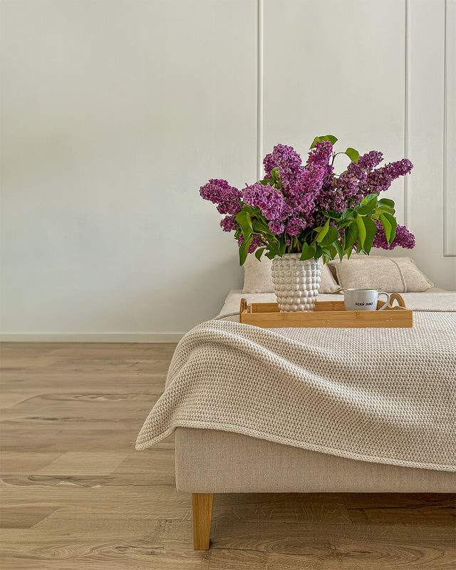 Łóżko tapicerowane Flat