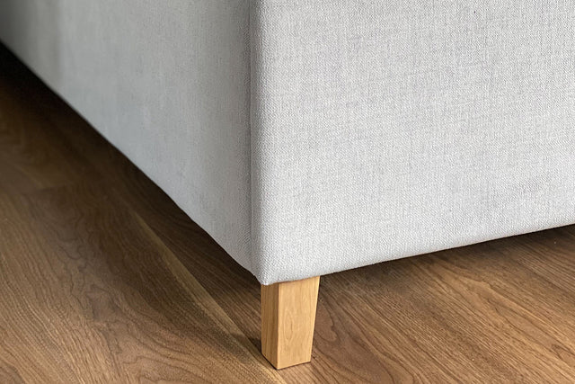 Łóżko tapicerowane z pojemnikiem Piko