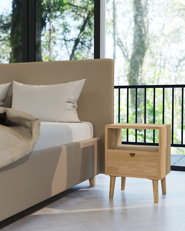 Stolik dębowy z półką i szufladą bez uchwytów z otworem 9