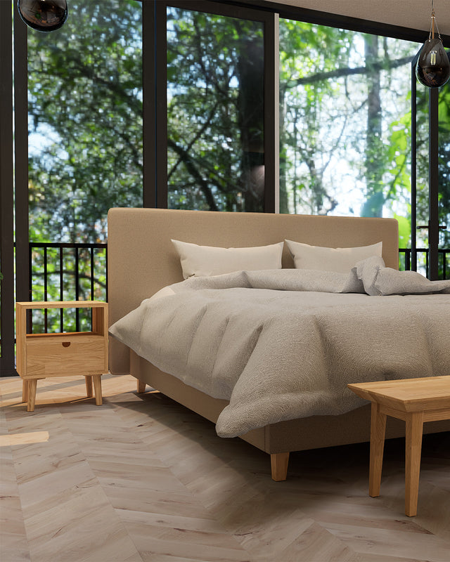 Stolik dębowy z półką i szufladą bez uchwytów z otworem 6