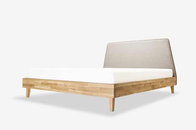 Model 3D łóżka dębowego Angel 12