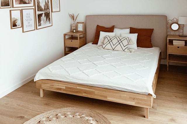 Łóżko dębowe Slim.WOOD. Odkryj się naturalnego drewna.