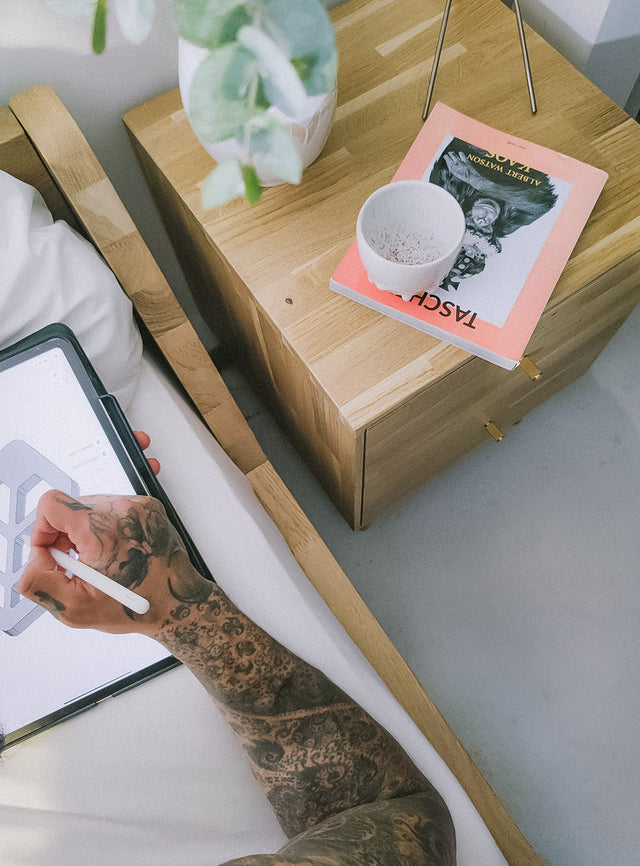 Drewno w sypialni – inspiracje