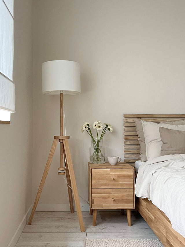 Łóżko dębowe z pojemnikiem Flat 2