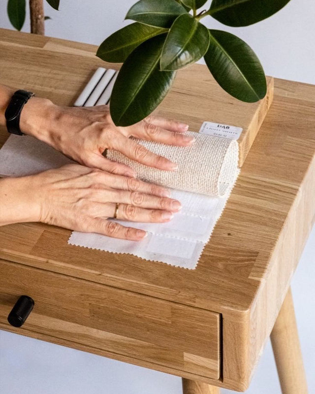 Zamów próbki materiałów i drewna do łóżka 6